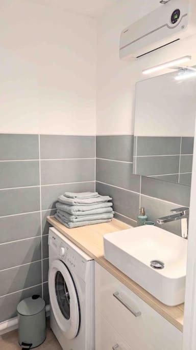 Studio Climatise 4 Pers, Balcon, Parking 拉格朗德默特 外观 照片